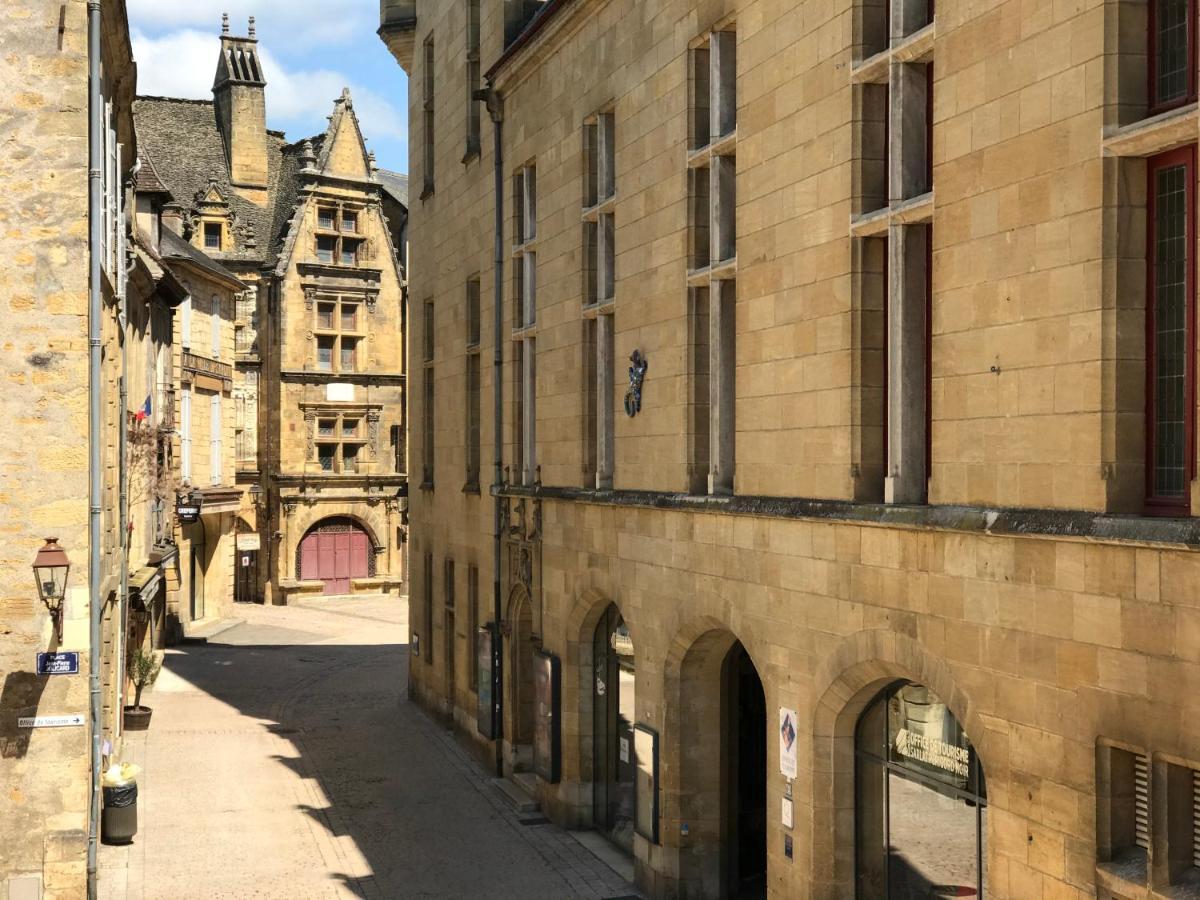 L Appart D En Face Sarlat-la-Caneda Exterior photo